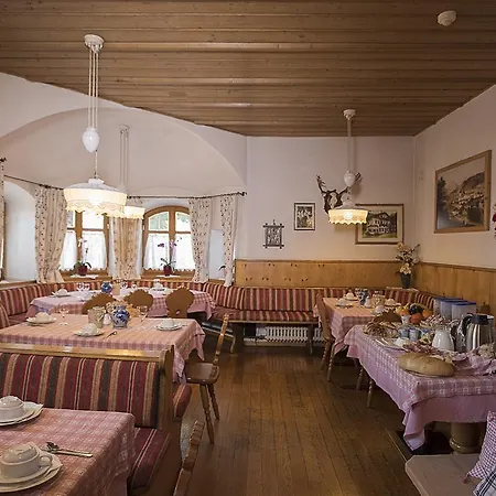 Waldheim Belvedere Hotel 3*