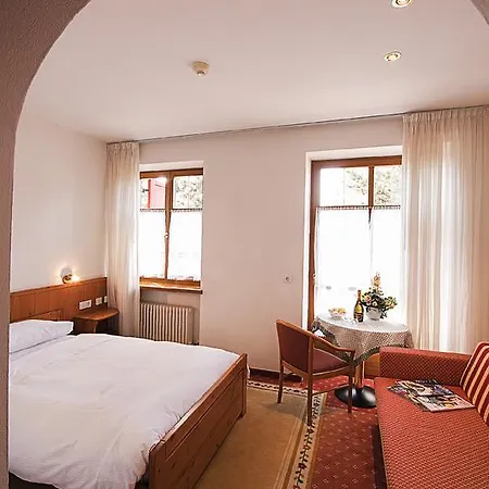Waldheim Belvedere 3*