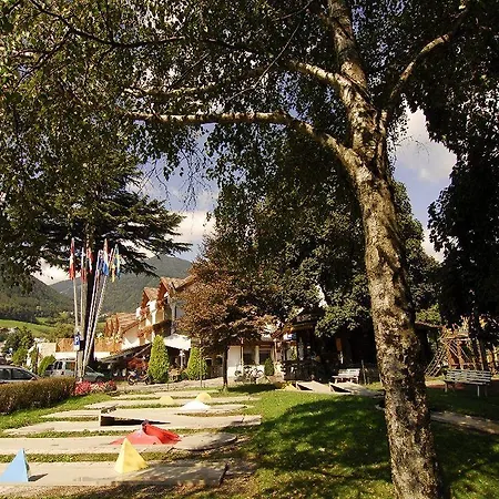 Hotel Loewenhof 4*