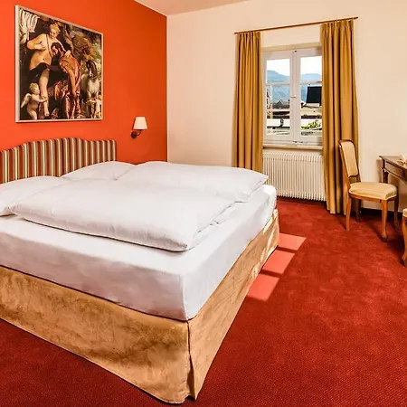 Hotel Traube 3*