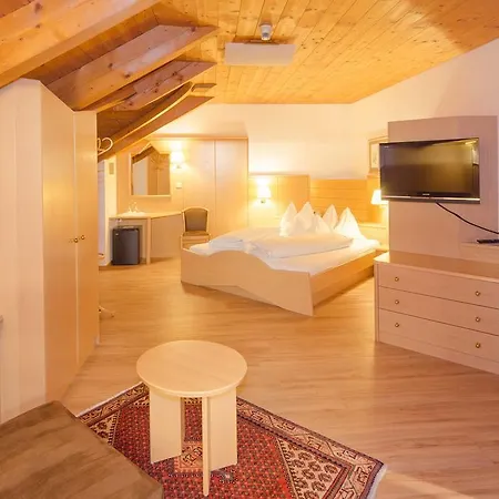 Goldenes Roessl Hotel