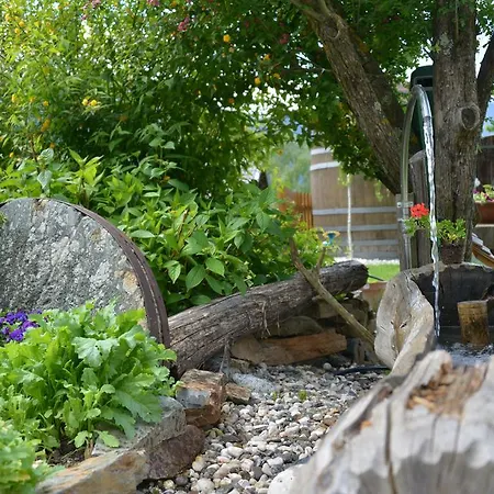 Bed & Breakfast Haus Lasaun