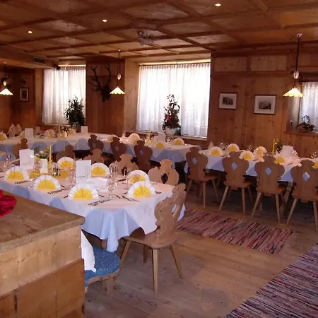 Gruener Baum
