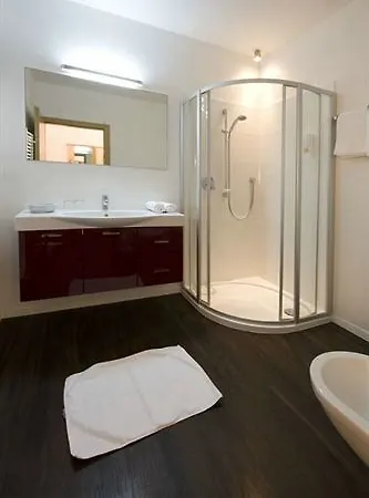 Hotel The Vista 3*