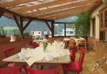 Haller & Restaurant 4*