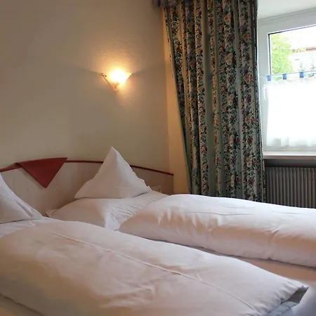 Loewenhof 4*