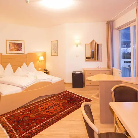 Goldenes Roessl 4*