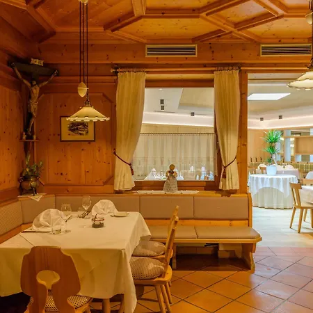 Hotel Fischer Bressanone