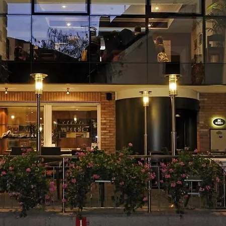 Krone - Eat, Drink, Hotel