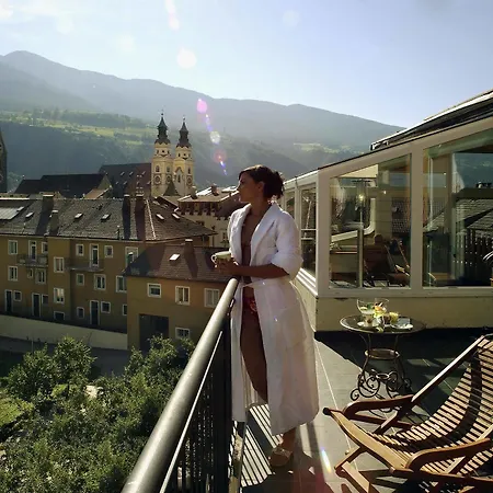 Krone - Eat, Drink, Hotel Bressanone