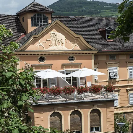 Elephant Hotel