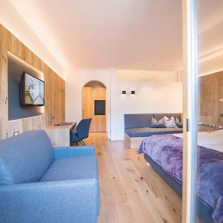 Kranebitt Hotel 3*