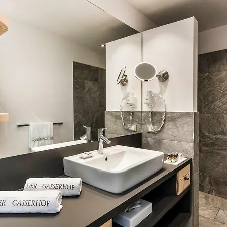 Gasserhof 4*