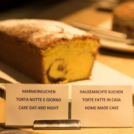 Goldenes Roessl Hotel 4*