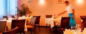 Krone - Eat, Drink, Hotel 4*